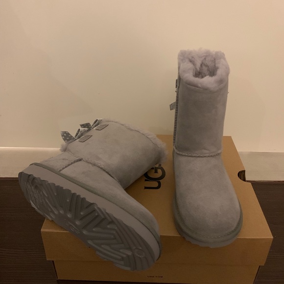 NIB UGG Toddler Bailey Bow Polka Dora Boots - Picture 2 of 5